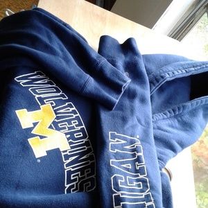 RUSSELL, MI WOLVERINE sweatshirt